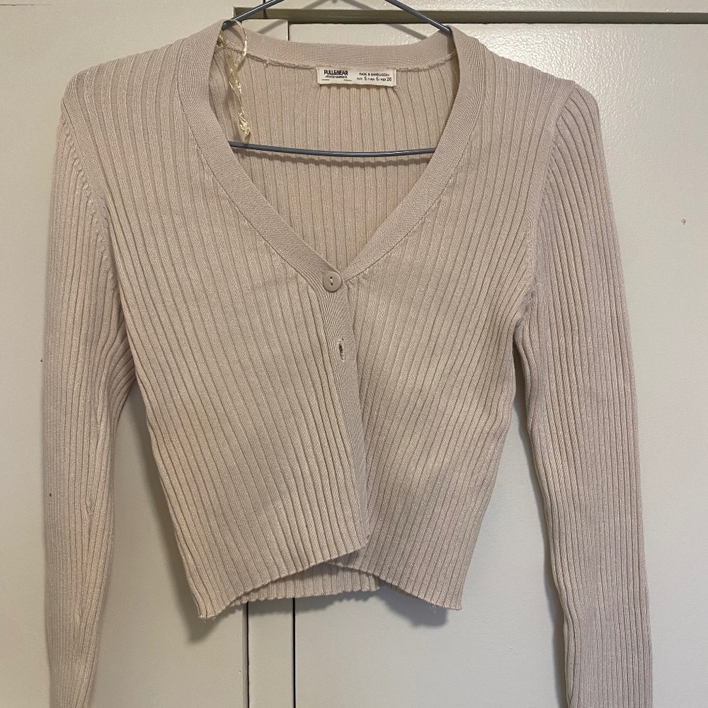 Pull and bear top